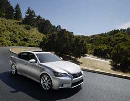 2011 LEXUS