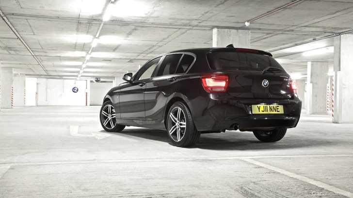 2011 BMW 1