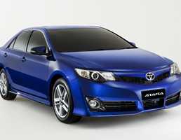 2011 TOYOTA CAMRY