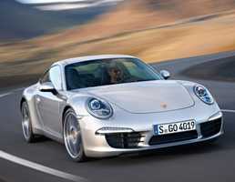 2011 PORSCHE 911