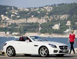 2011 MERCEDES-BENZ SLK 2D CONVERTIBLE