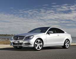 2011 MERCEDES-BENZ C220