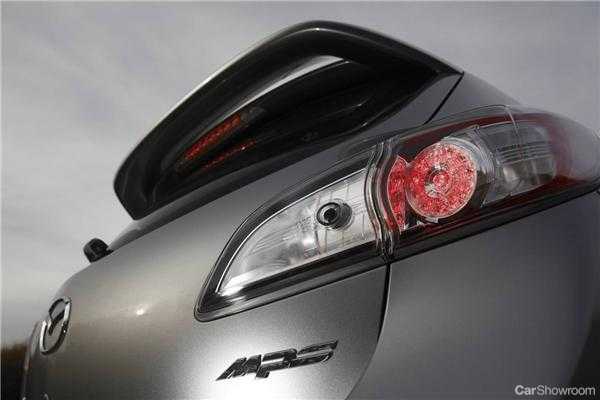 2011 MAZDA MAZDA3