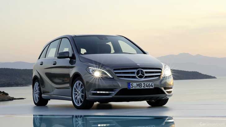 2011 MERCEDES-BENZ
