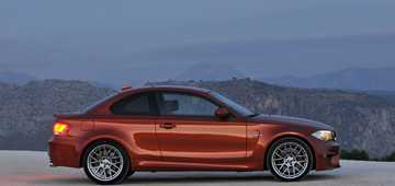 2011 BMW 1 2D COUPE
