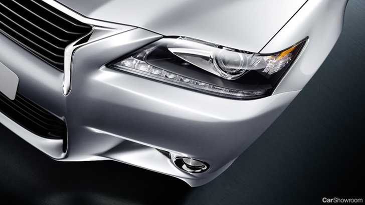 2011 LEXUS