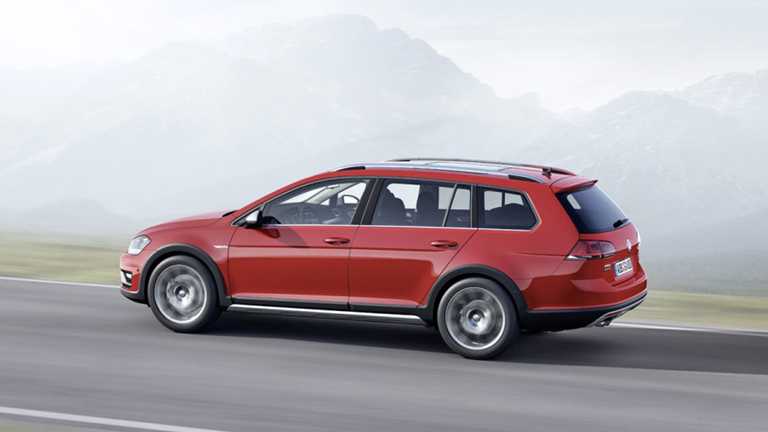 2014 VOLKSWAGEN GOLF 4D WAGON