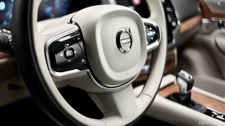 2014 VOLVO XC90