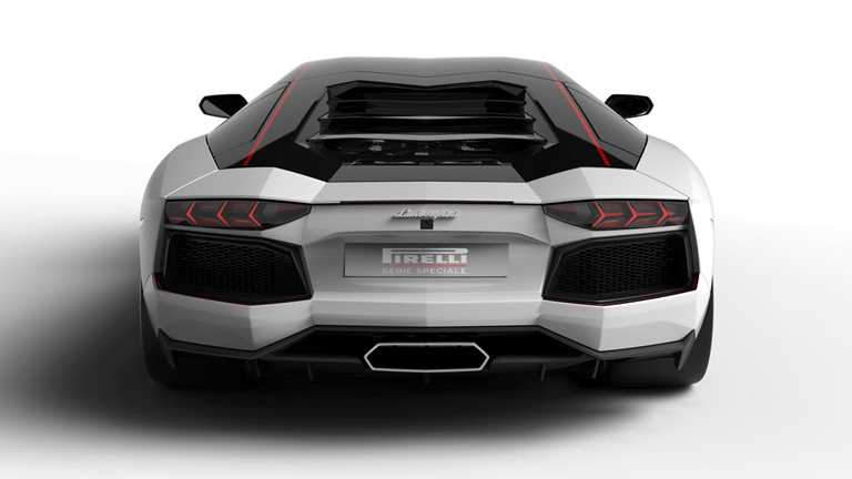 2015 LAMBORGHINI AVENTADOR