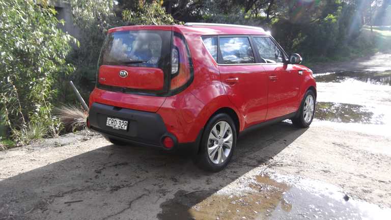 2015 KIA SOUL 4D HATCHBACK
