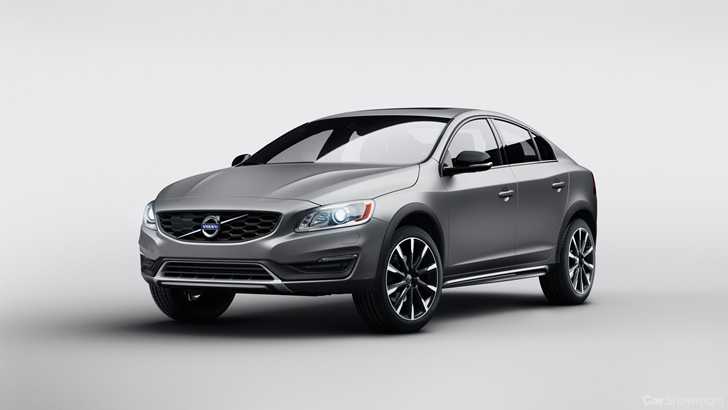 2015 VOLVO S60