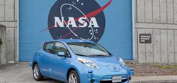 NISSAN LEAF
