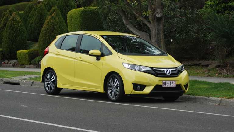 2015 HONDA JAZZ