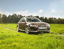 2015 AUDI A4 4D WAGON ALLROAD QUATTRO LE