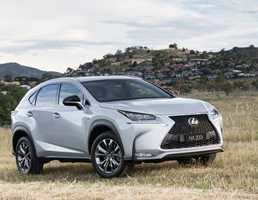 2015 LEXUS NX300H