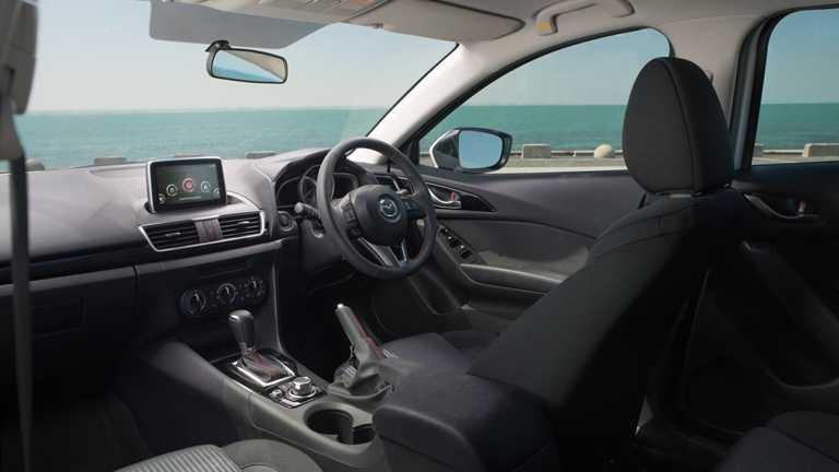 2015 MAZDA MAZDA3