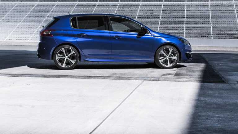 2015 PEUGEOT 308