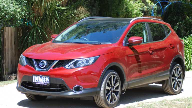 2015 NISSAN QASHQAI 4D WAGON
