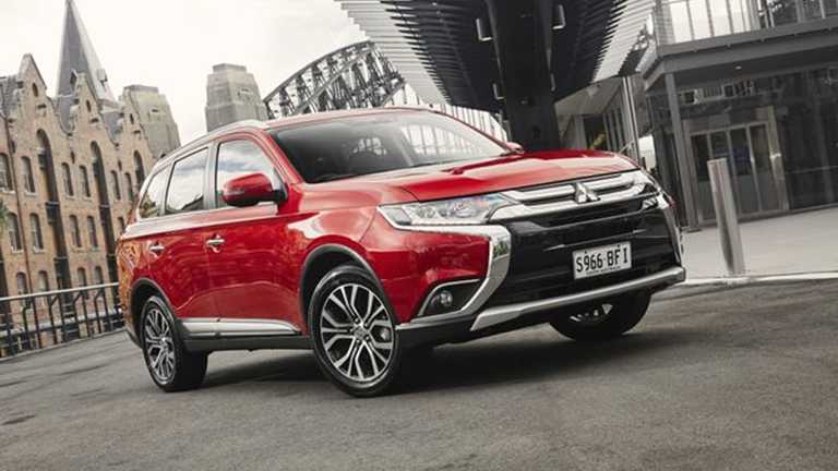 2015 MITSUBISHI OUTLANDER