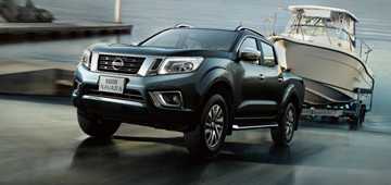 2015 NISSAN NAVARA
