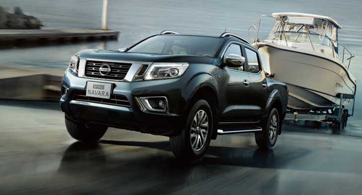 2015 NISSAN NAVARA