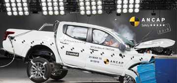 2015 MITSUBISHI TRITON