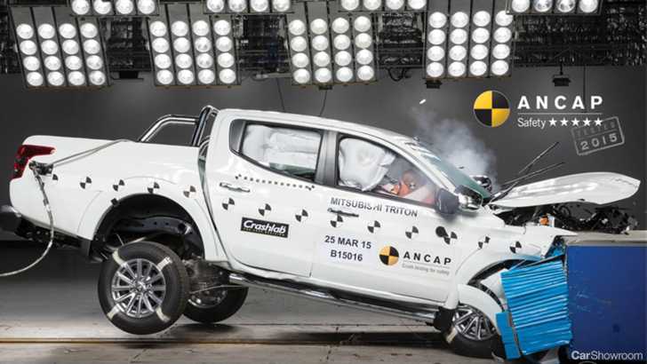 2015 MITSUBISHI TRITON