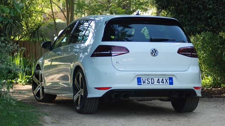 2015 VOLKSWAGEN GOLF 5D HATCHBACK R