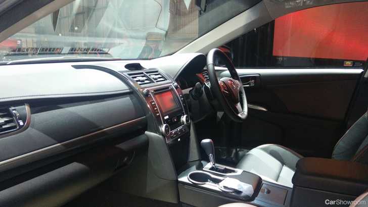 2015 TOYOTA CAMRY