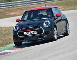 2015 MINI COOPER