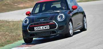 2015 MINI COOPER