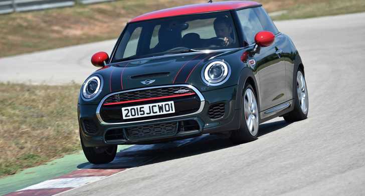 2015 MINI COOPER