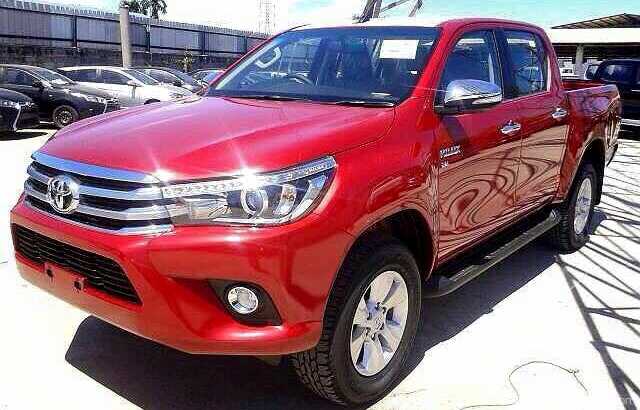 2015 TOYOTA HILUX