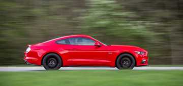 FORD MUSTANG