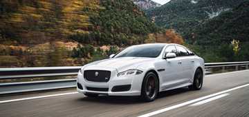 2015 JAGUAR XJ