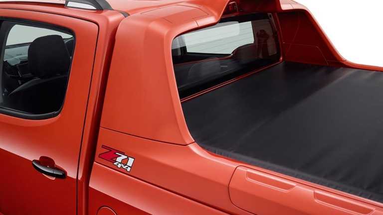 2015 HOLDEN COLORADO