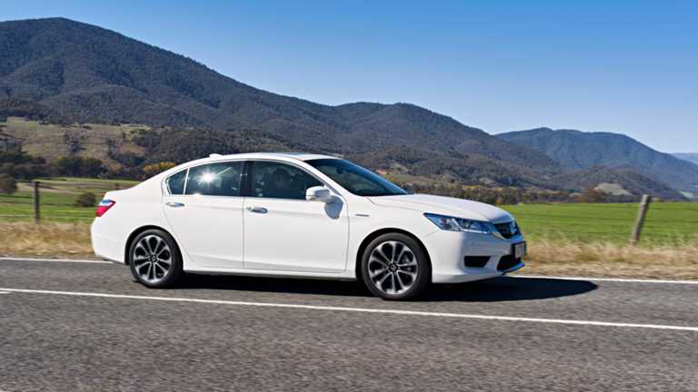 2015 HONDA ACCORD 4D SEDAN