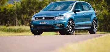 2015 VOLKSWAGEN POLO