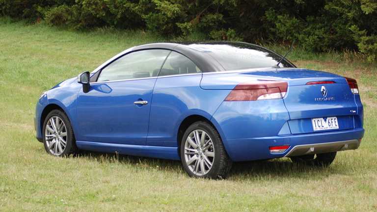 2015 RENAULT MEGANE