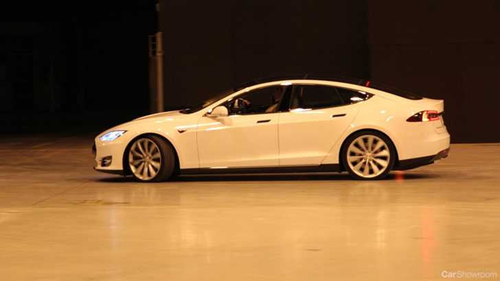 2015 TESLA MODEL S