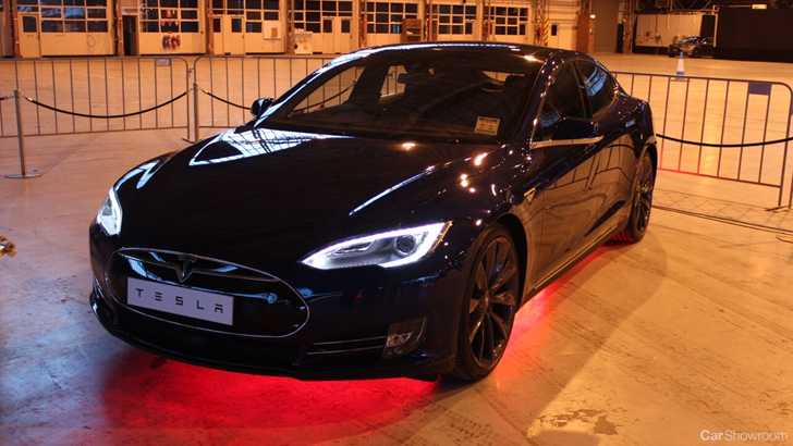 2015 TESLA MODEL S
