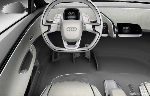 2011 AUDI