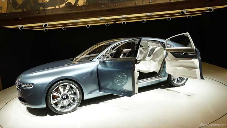 2011 VOLVO