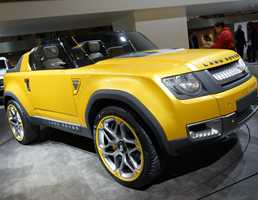 2011 LAND ROVER DEFENDER