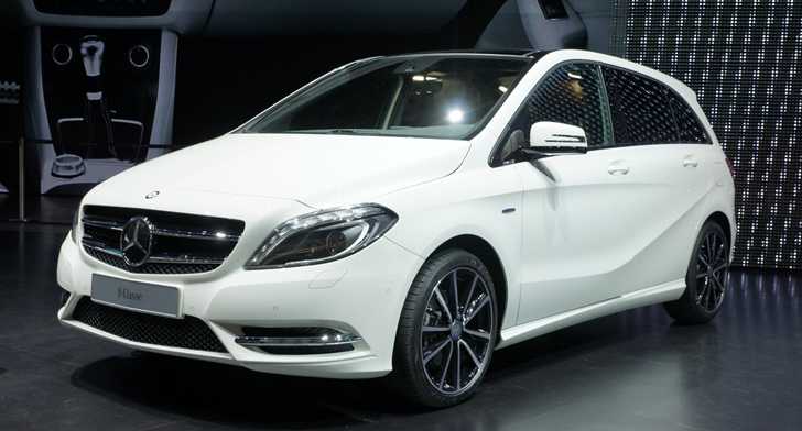 2011 MERCEDES-BENZ B200