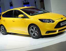 2011 FORD FOCUS