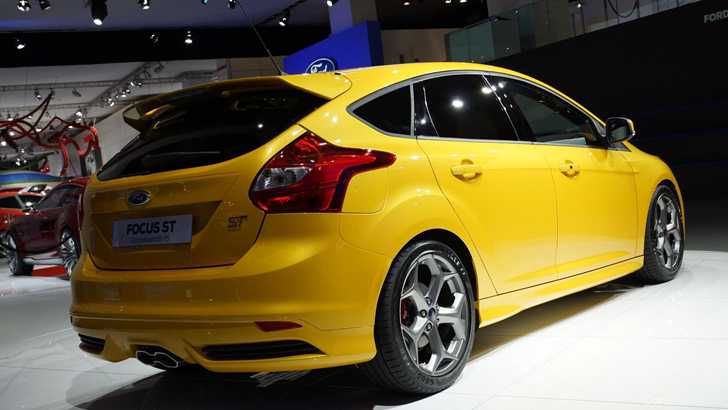 2011 FORD FOCUS