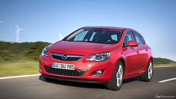 2011 HOLDEN