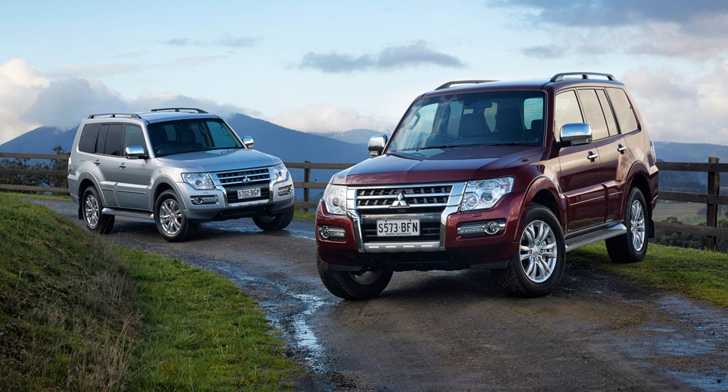 2015 MITSUBISHI PAJERO