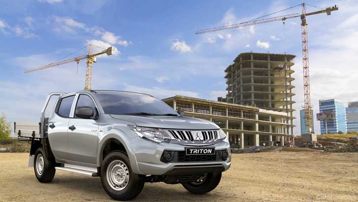 2015 MITSUBISHI TRITON